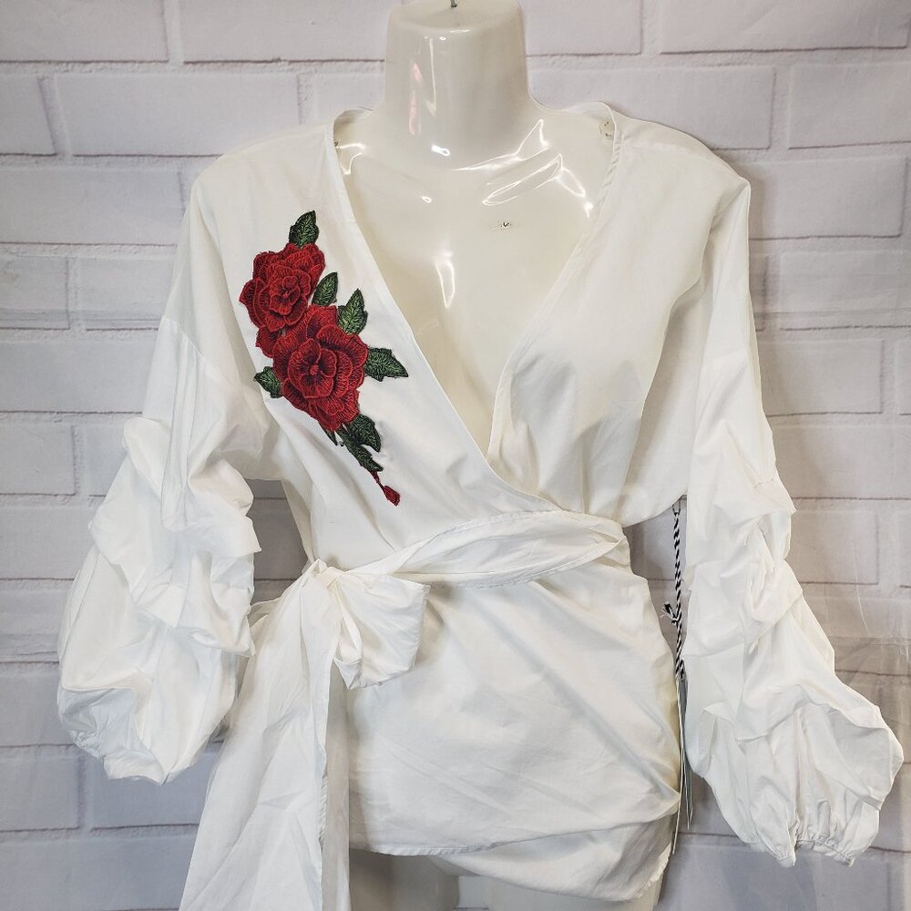 NEW Red Rose Applique White Wrap Top womens Plus 1XL Sexy Feminine Shirt